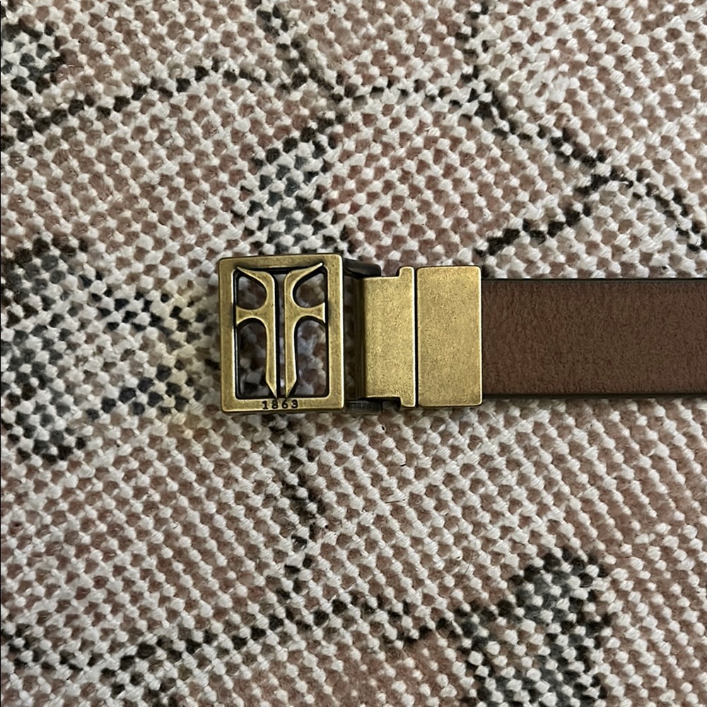 Frye S belt never worn